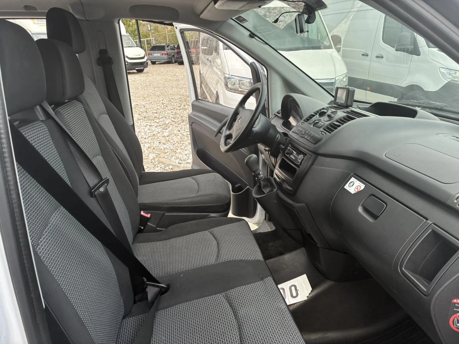 Mercedes-Benz Vito 2.2CDI, 9местен, КЛИМА, снимка 15 - Бусове и автобуси - 56104313