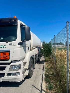 Man Tgs 25 440 EURO 5 EEV ADR 3 KAMERI 21 000 лт , снимка 4