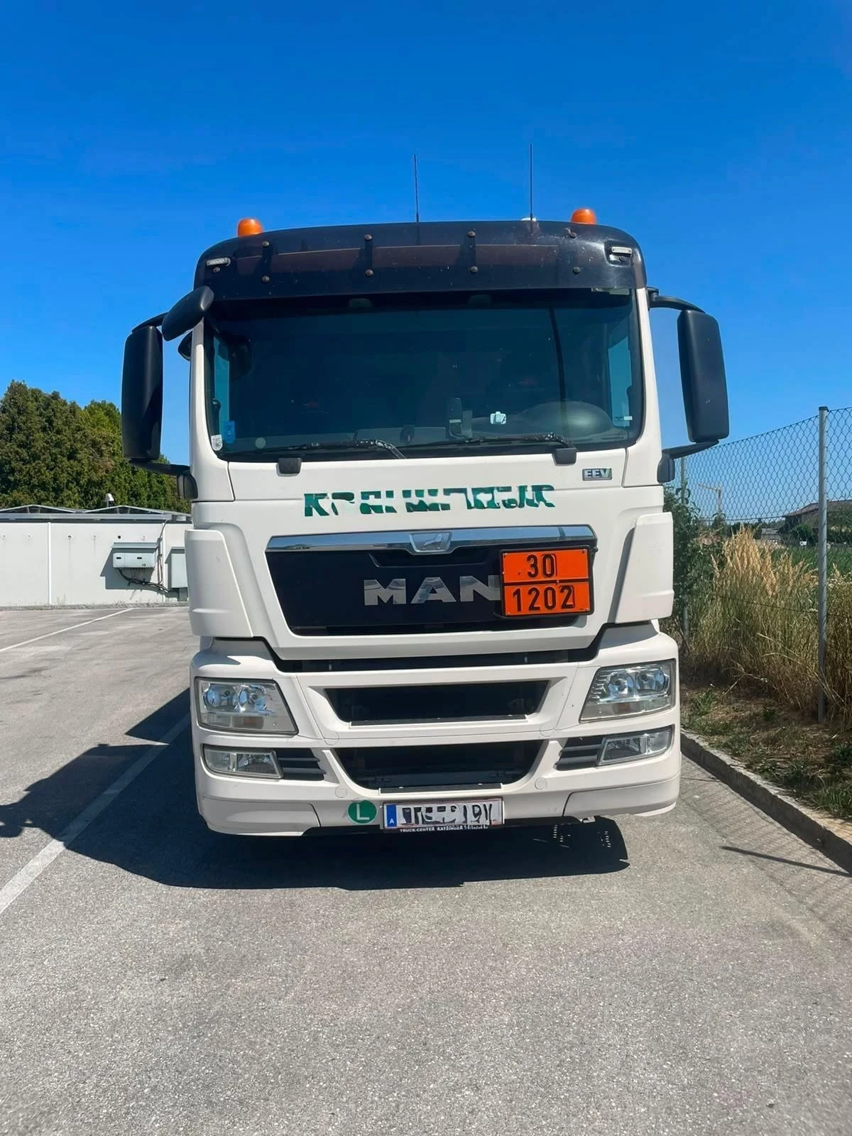 Man Tgs 25 440 EURO 5 EEV ADR 3 KAMERI 21 000 лт , снимка 3 - Камиони - 55703321