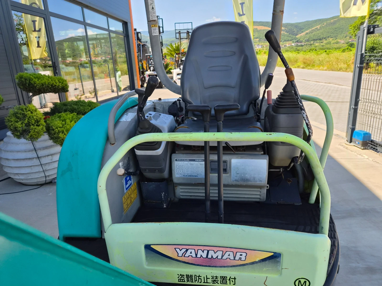 Багер Yanmar VIO20-3 / 2 тона / ПЕРФЕКТЕН / НАЛИЧЕН !!!, снимка 7 - Индустриална техника - 55008793