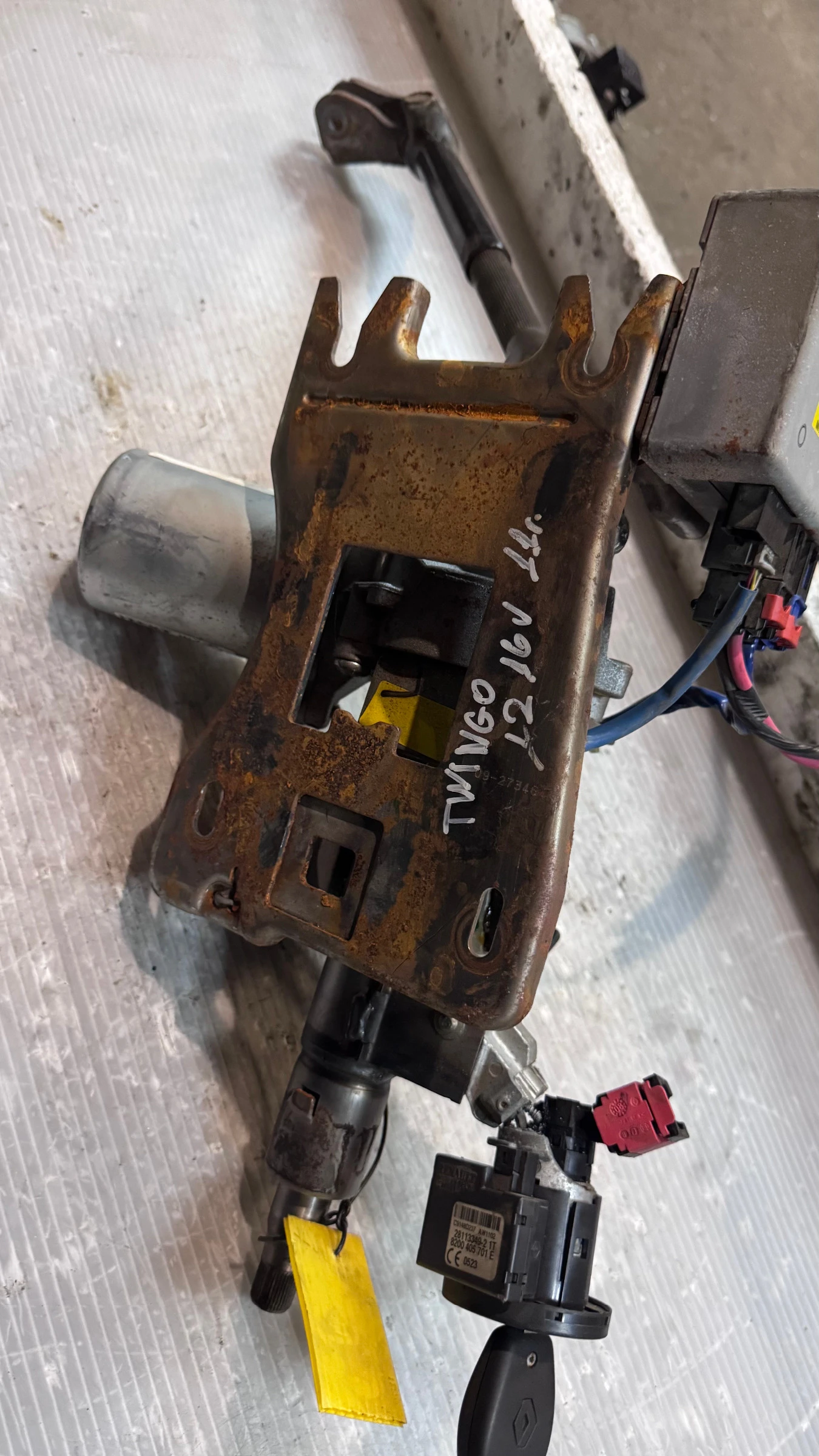    /       Renault Twingo - 8200800656 / 6700001754 / 68 | Mobile.bg   2