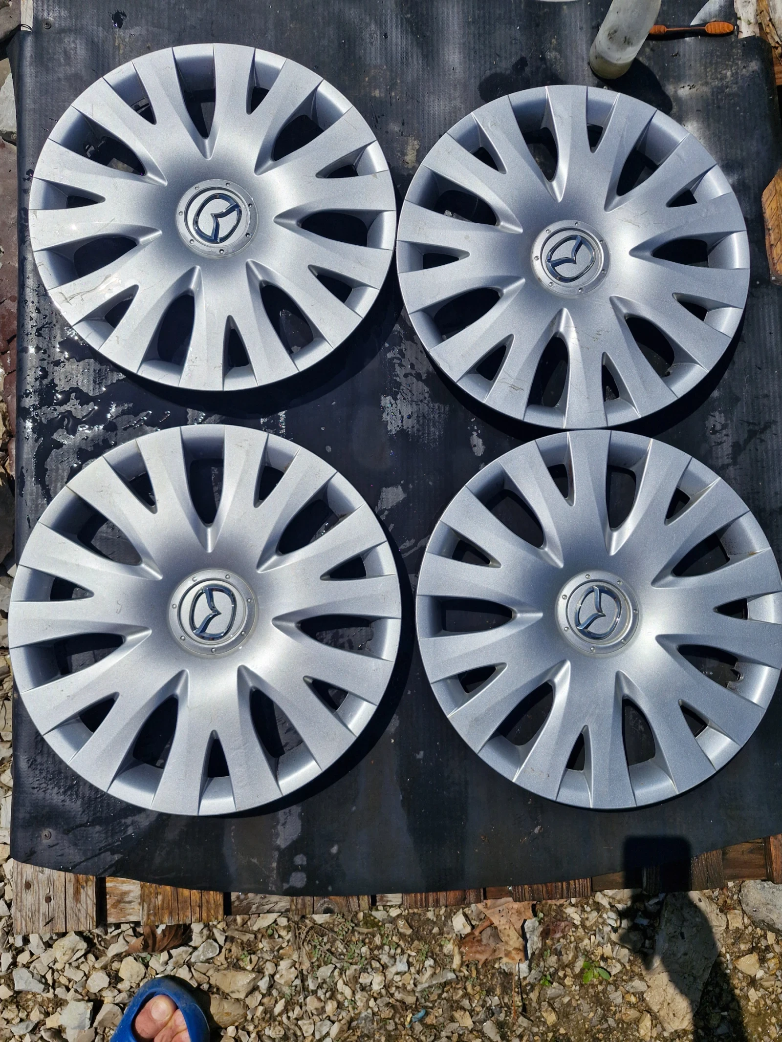 ������ 16 ����� | Mobile.bg � ����������� 1