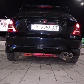 Honda Civic 1.6 VTEC газ бензин , снимка 3