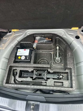 Toyota Auris 1.33 VVT-i, снимка 12