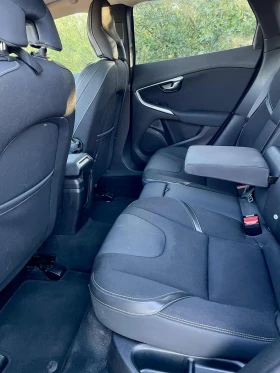 Volvo V40 D2, снимка 13