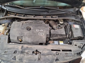 Toyota Corolla 2.0D4D ШЕСТ СКОРОСТИ, снимка 12