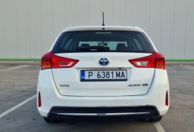 Toyota Auris 1.8 Hybrid , снимка 4