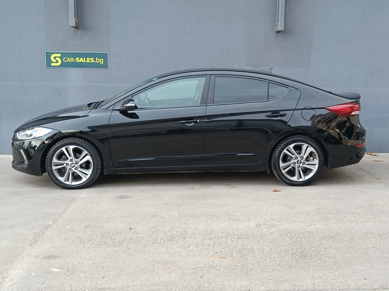 Hyundai Elantra 2.0 Автоматик, снимка 4 - Автомобили и джипове - 39000650