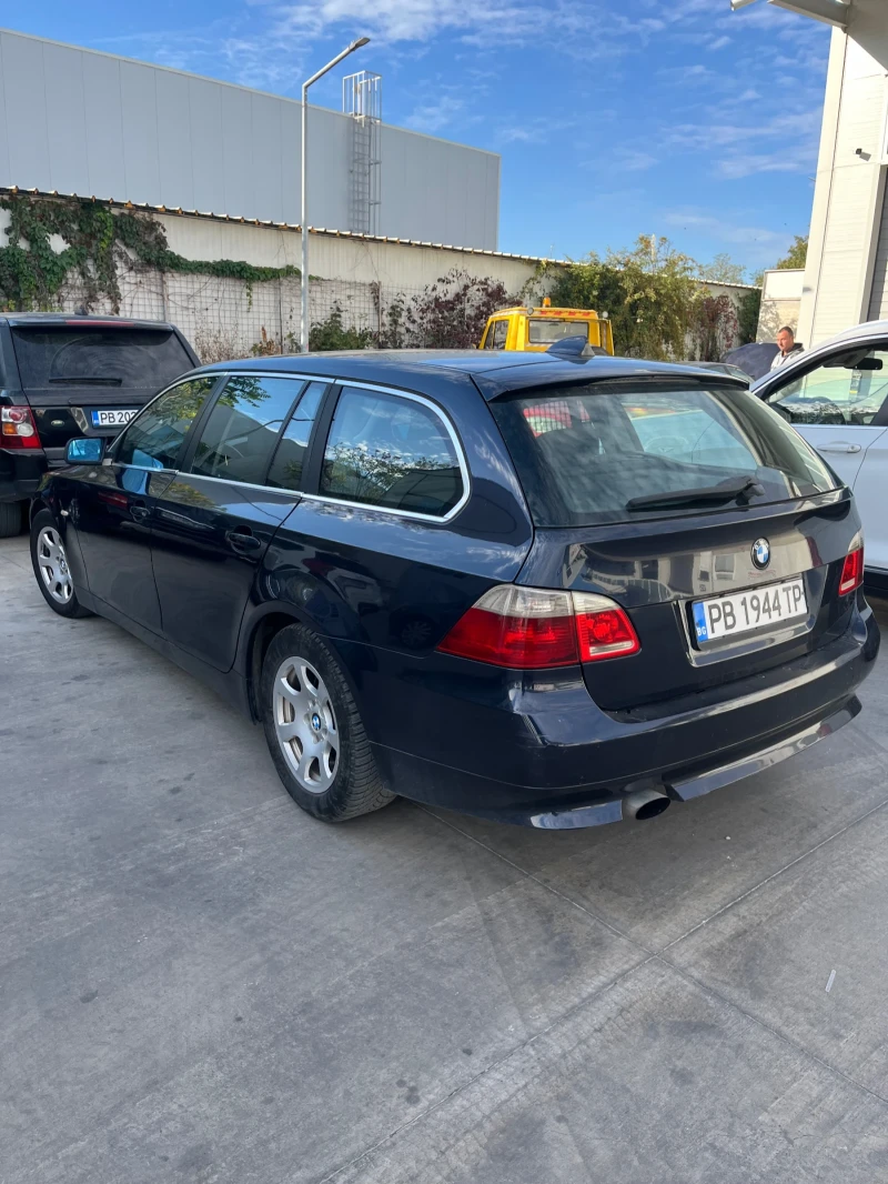 BMW 520, снимка 2 - Автомобили и джипове - 47587322