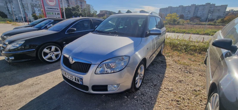 Skoda Fabia, снимка 8 - Автомобили и джипове - 47932477