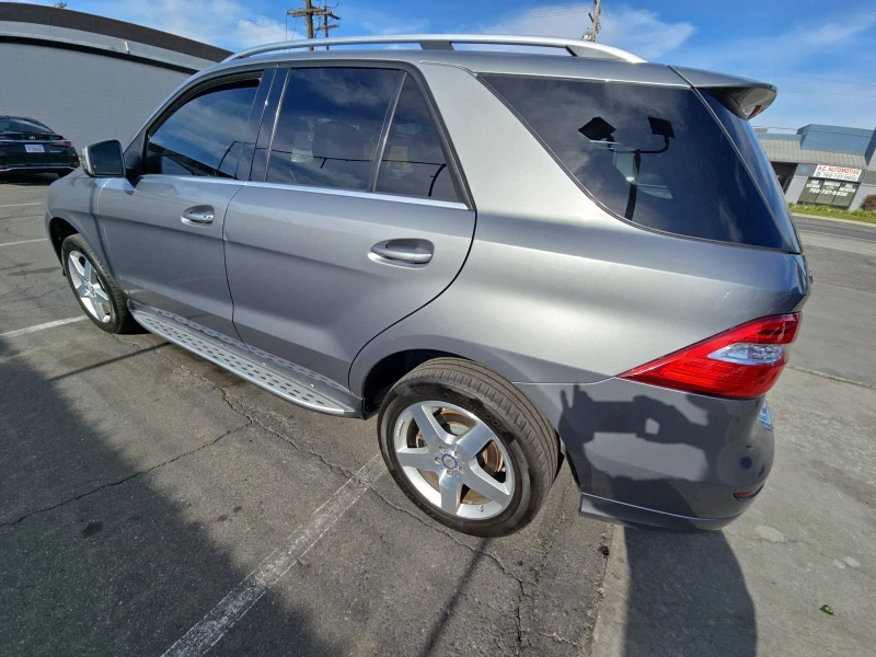 Mercedes-Benz ML 550 4MATIC* HARMAN/KARDON* 7G-TRONIC* LANE ASSIST* V8*, снимка 5 - Автомобили и джипове - 48271261