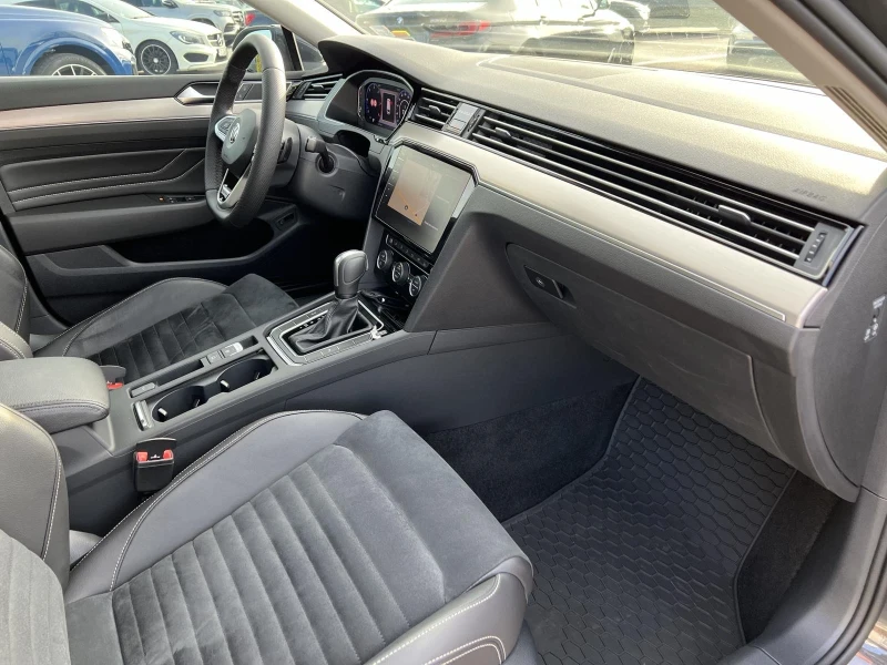 VW Passat 2.0tdi-4Motio-Highline-Top, снимка 11 - Автомобили и джипове - 48736243