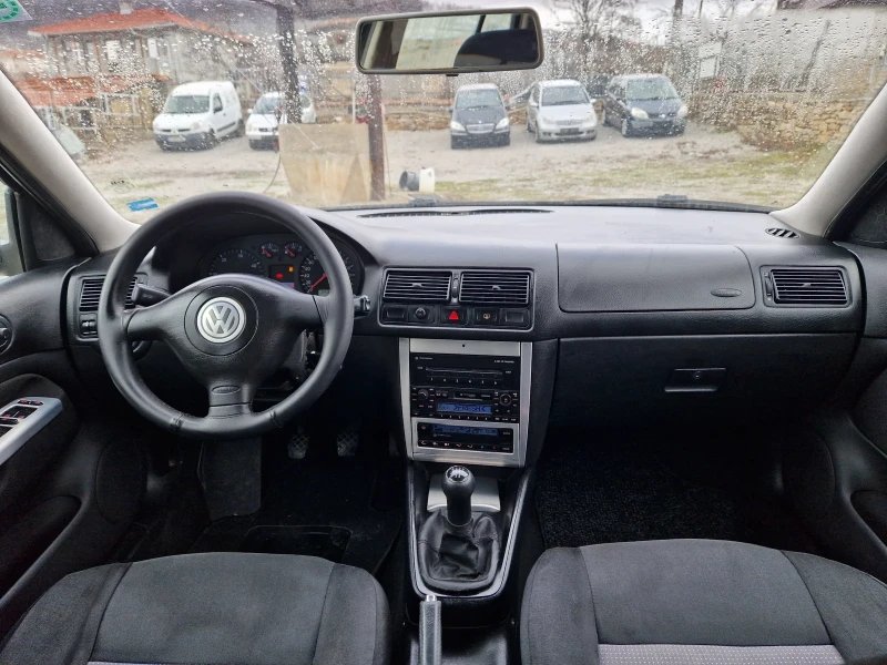 VW Golf 1.9TDI, 101кс, 03г, 5вр.Италия, снимка 10 - Автомобили и джипове - 48947984