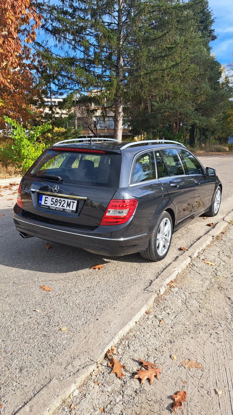 Mercedes-Benz C 220 Avantgarde, снимка 2 - Автомобили и джипове - 49546534