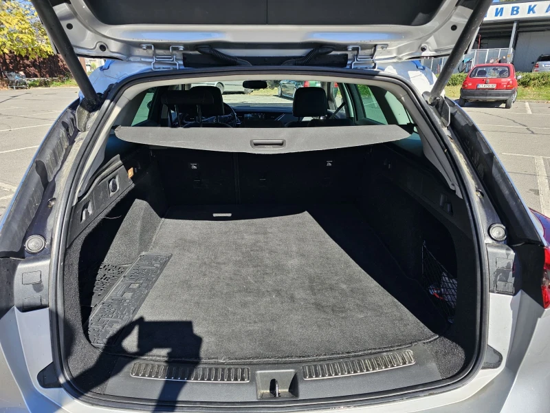 Opel Insignia 2.0D 170, снимка 12 - Автомобили и джипове - 50621535