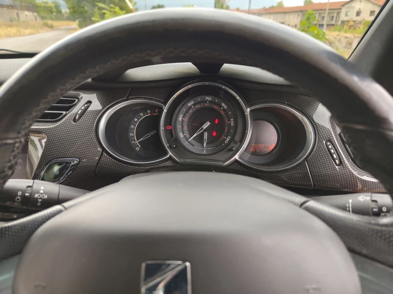 Citroen DS3, снимка 11 - Автомобили и джипове - 52407867