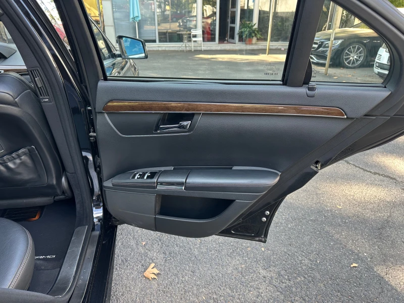 Mercedes-Benz S 63 AMG V8L Designo Exklusiv Nacht Pakket, снимка 9 - Автомобили и джипове - 51977682