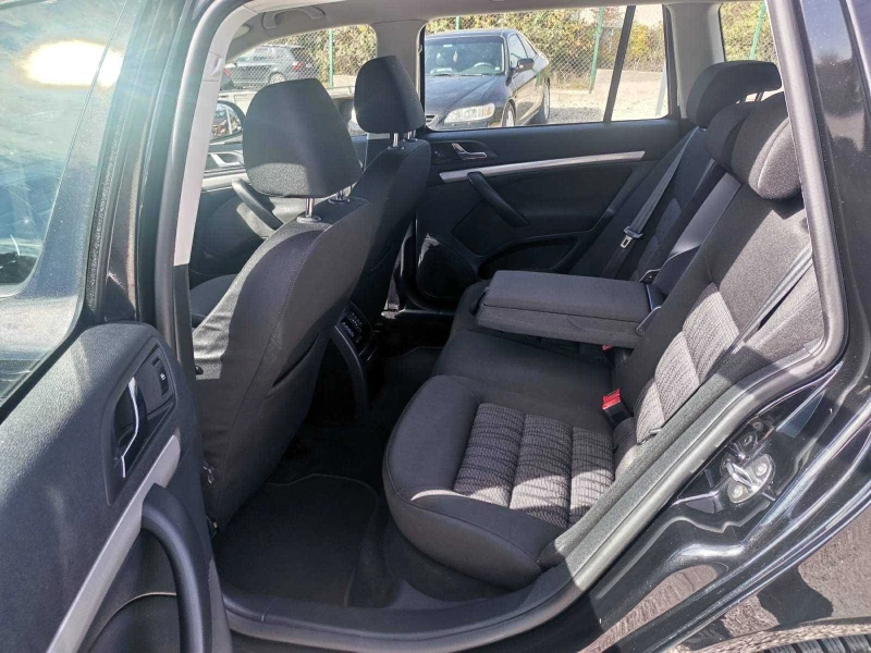 Skoda Octavia 2.0 TDI, снимка 10 - Автомобили и джипове - 52126777