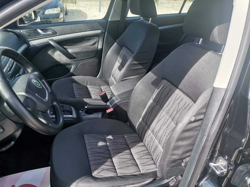 Skoda Octavia 2.0 TDI, снимка 7 - Автомобили и джипове - 52126777