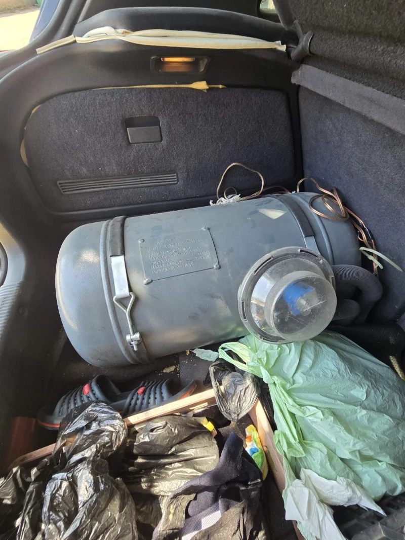 Audi A3 1.8, снимка 13 - Автомобили и джипове - 52452900