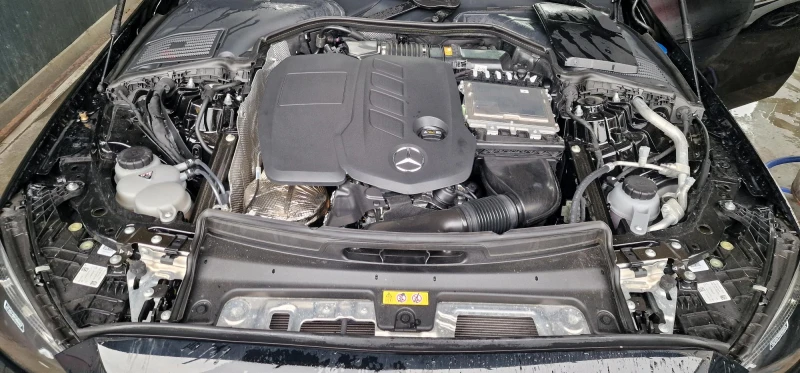 Mercedes-Benz C 200, снимка 5 - Автомобили и джипове - 52646274