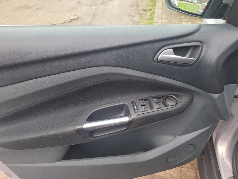 Ford Grand C-Max 1.0, снимка 4 - Автомобили и джипове - 52928200