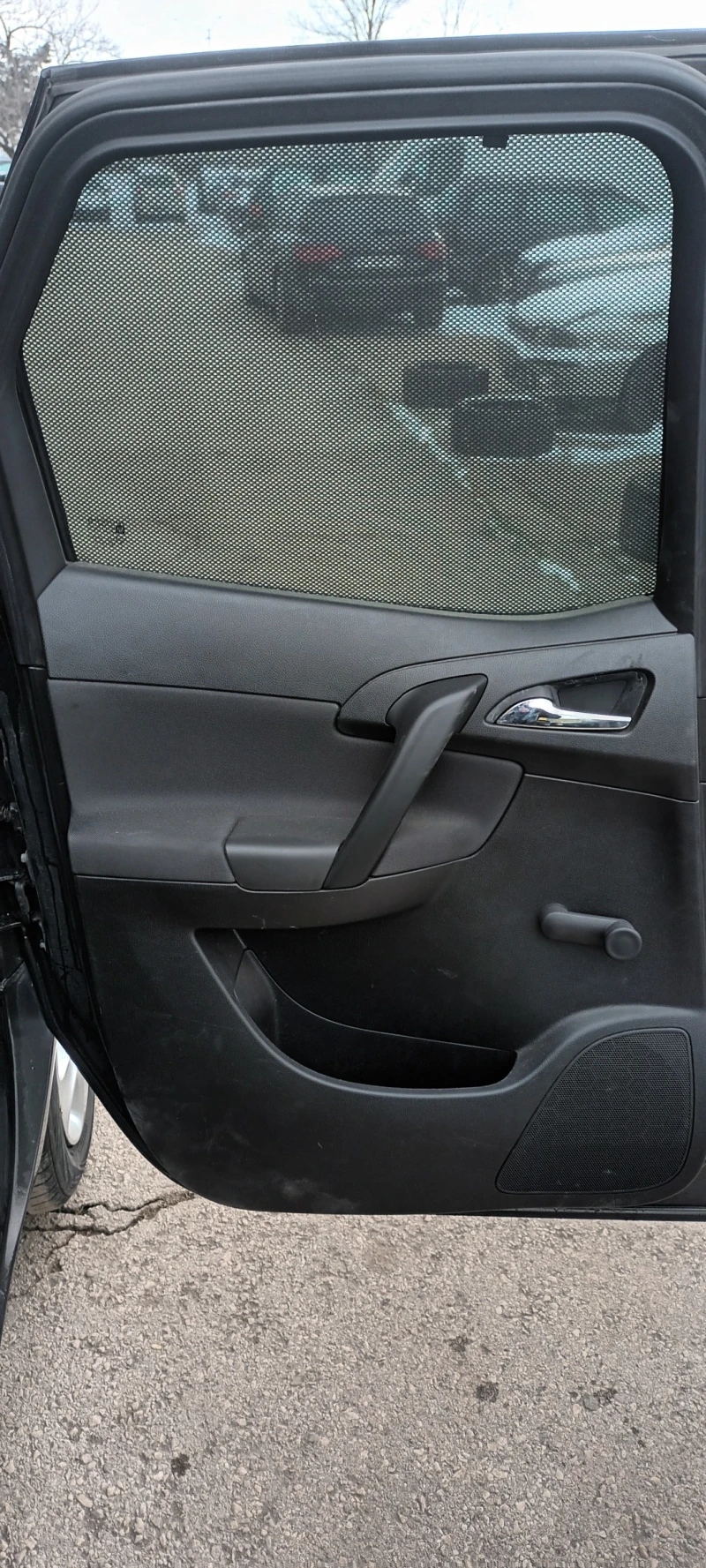 Opel Meriva 1.6cdti, снимка 13 - Автомобили и джипове - 53457847