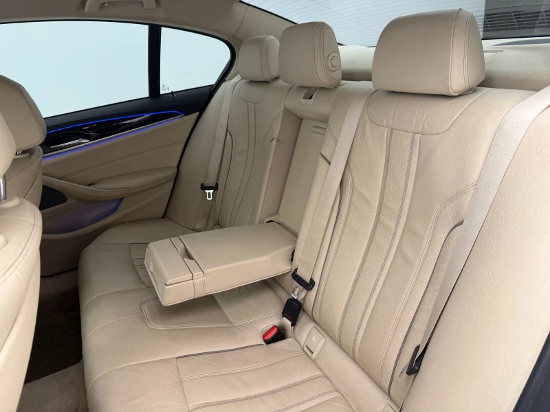 BMW 530 G30 xDrive30d M Sport, снимка 13 - Автомобили и джипове - 53466611