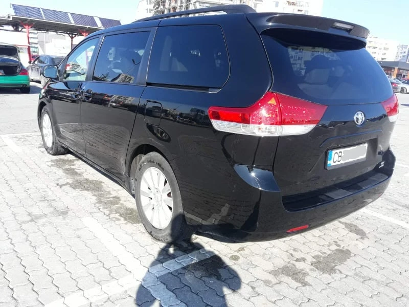 Toyota Sienna AWD - изображение 6