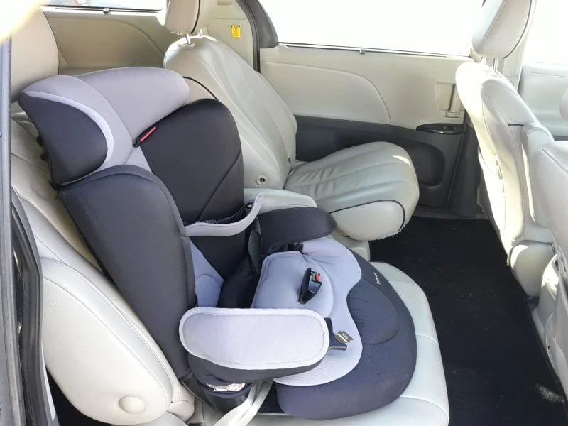 Toyota Sienna AWD - изображение 9