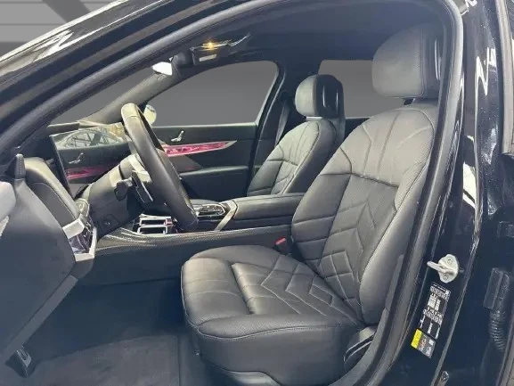 BMW 750 e xDrive = M-Sport = Shadow Line Гаранция - изображение 7