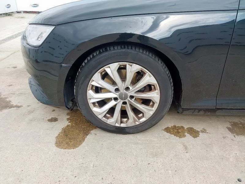 Audi A4 А4 B9 2.0 150 , снимка 14 - Автомобили и джипове - 56135779