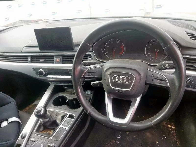 Audi A4 А4 B9 2.0 150 , снимка 16 - Автомобили и джипове - 56135779