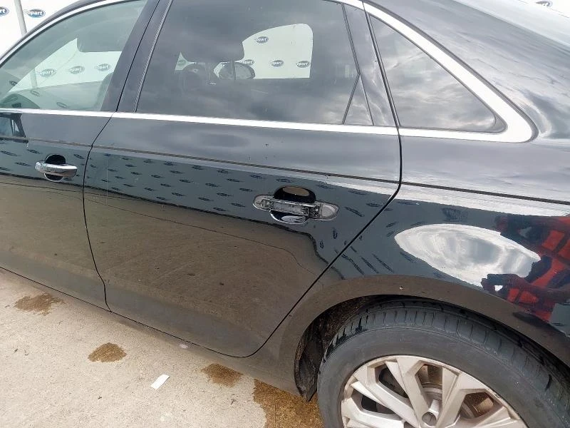 Audi A4 А4 B9 2.0 150 , снимка 9 - Автомобили и джипове - 56135779