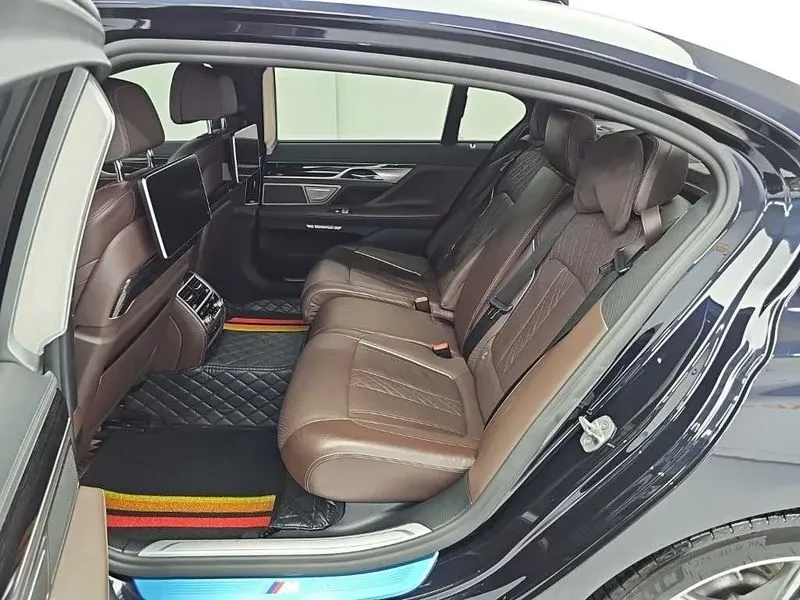 BMW 740 Li xDrive M Sports - ���� 30% ����� | Mobile.bg � ����������� 12