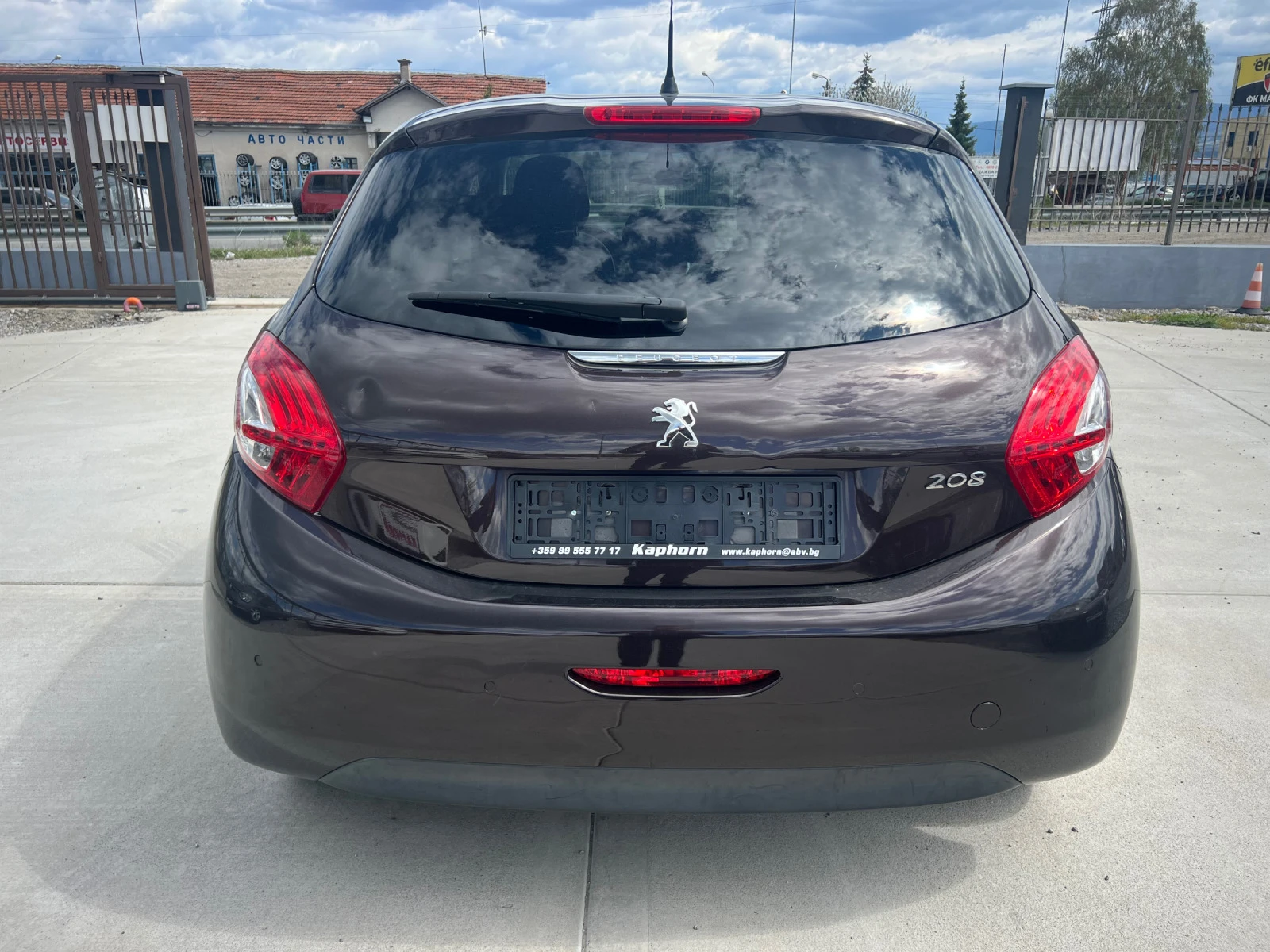 Peugeot 208 1.6i/GPL - изображение 5