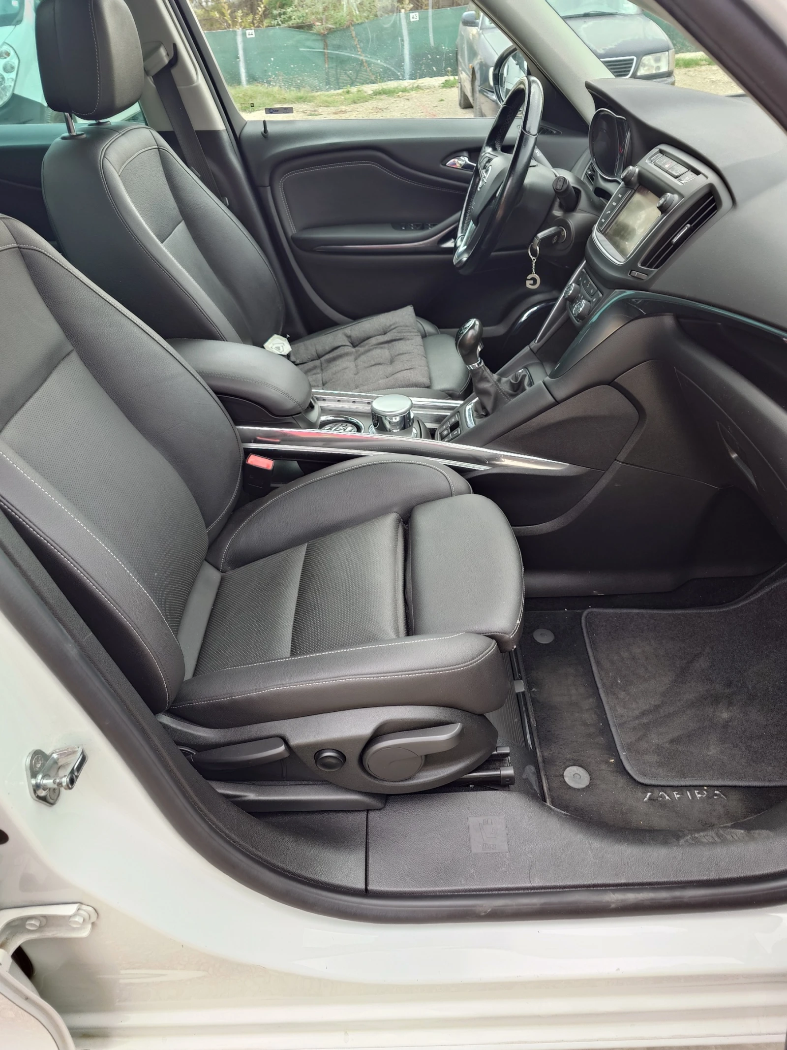 Opel Zafira  OPC Line - изображение 6