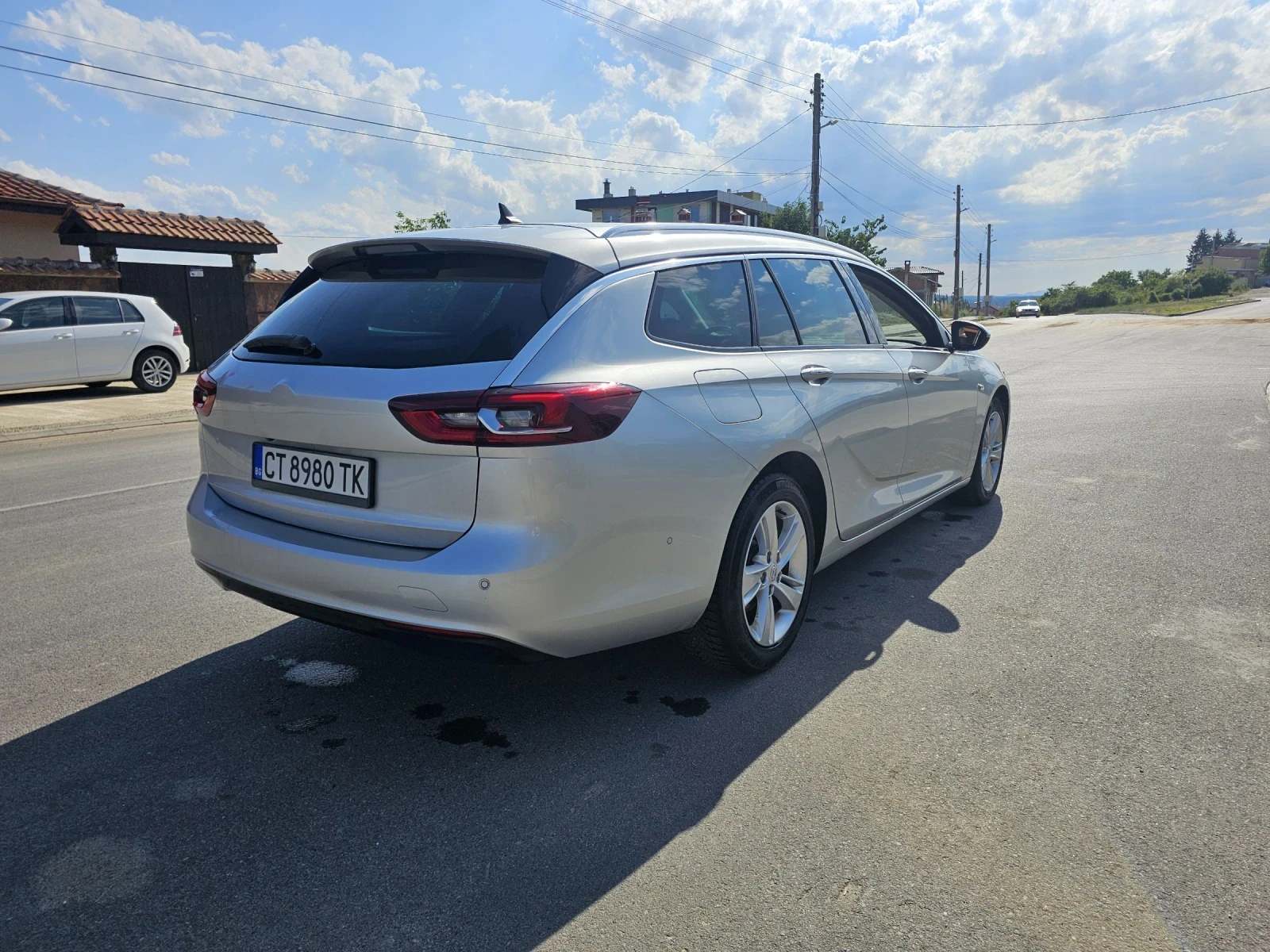 Opel Insignia 2.0D 170 - изображение 2