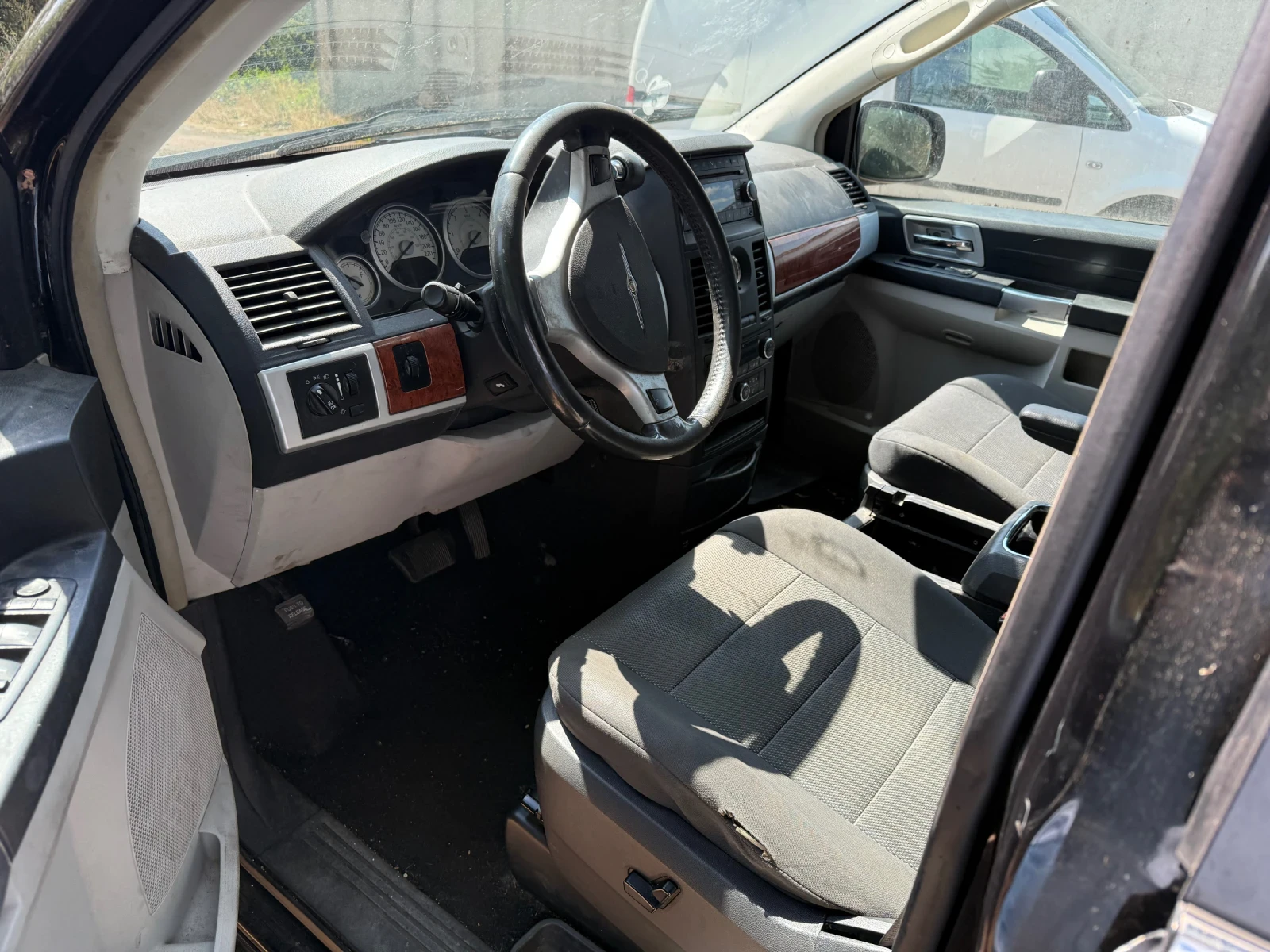 Chrysler Gr.voyager 2.8 crdi - изображение 4