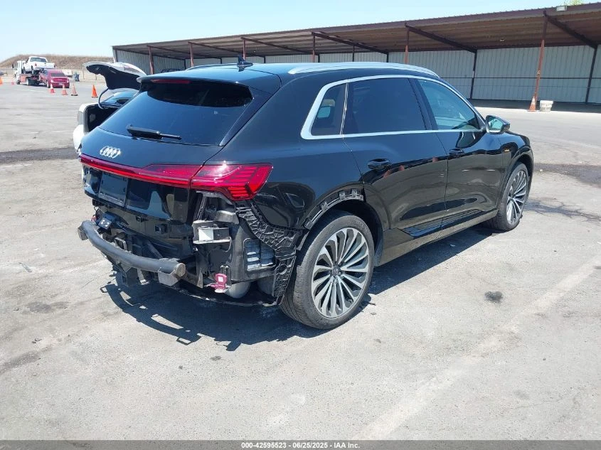Audi E-Tron PREMIUM PLUS DIGITAL/ОБДУХВАНЕ/ПАНОРАМА - изображение 6