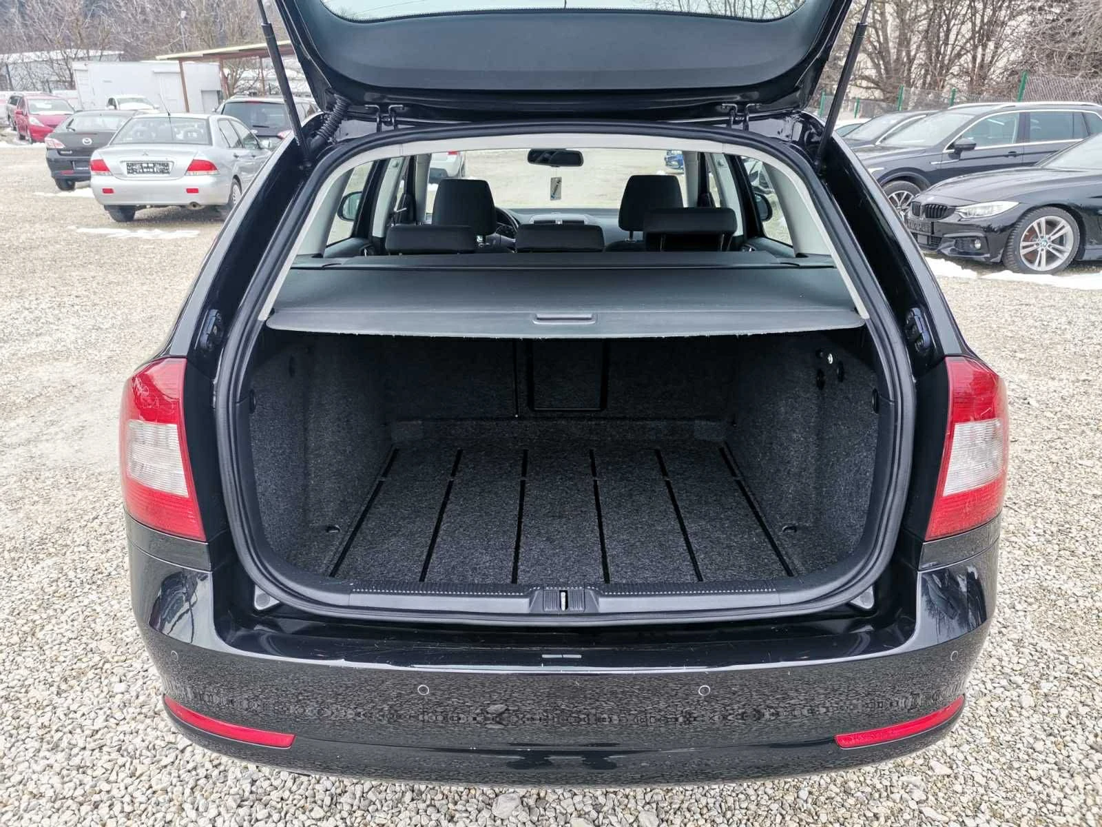 Skoda Octavia 2.0 TDI, снимка 12 - Автомобили и джипове - 52126777