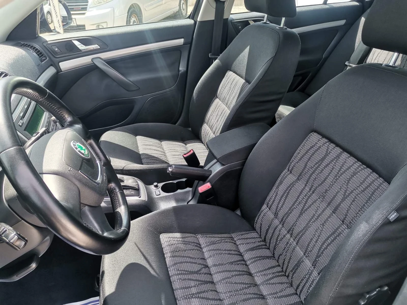 Skoda Octavia 2.0 TDI | Mobile.bg � ����������� 7