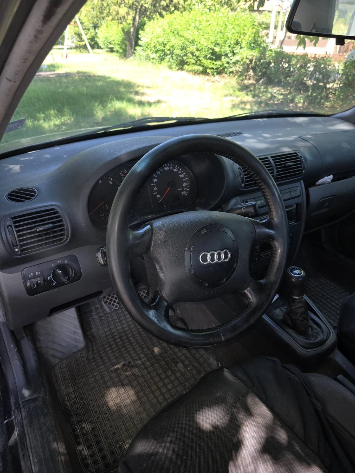 Audi A3 1.8 - изображение 6