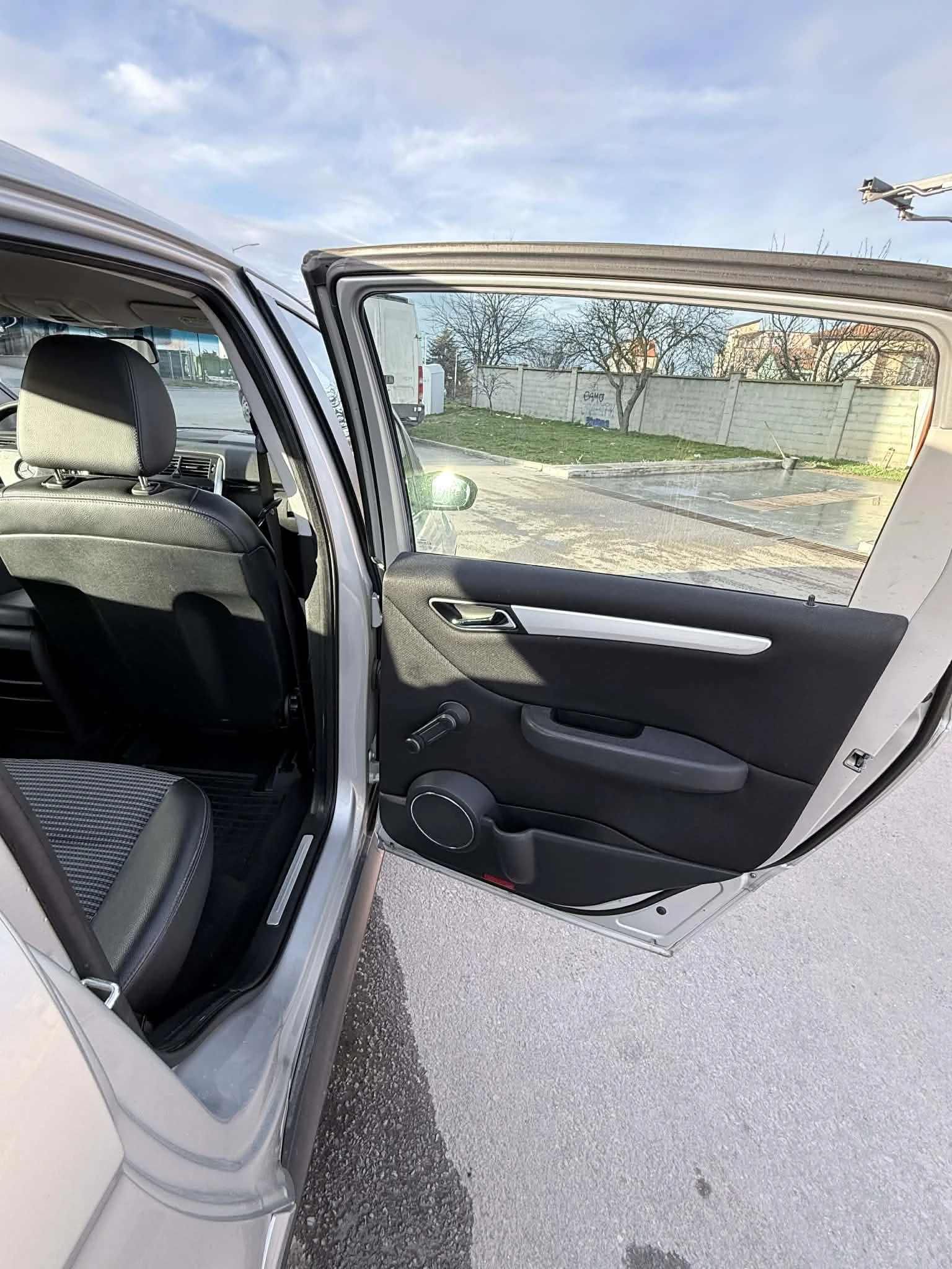 Mercedes-Benz B 180 | Mobile.bg � ����������� 7