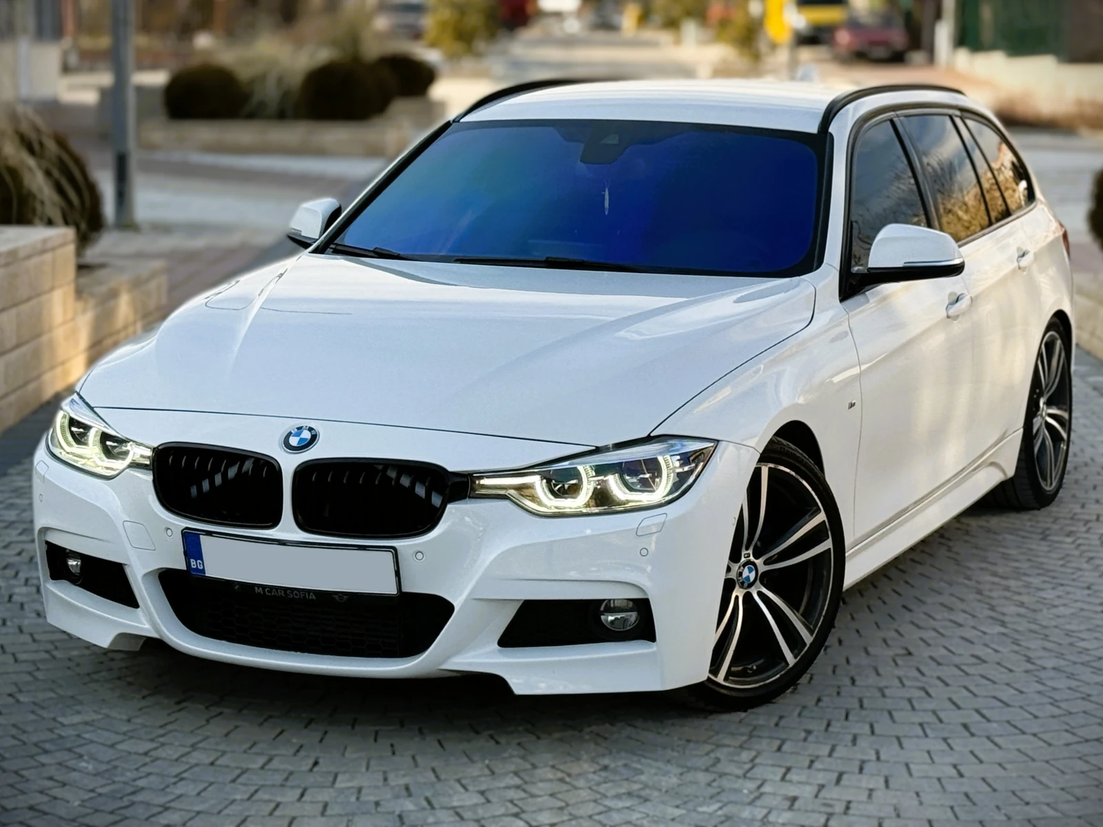 BMW 320 d xDrive - изображение 3