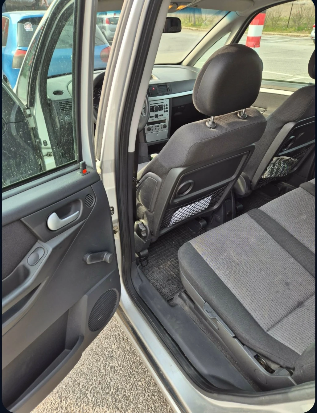 Opel Meriva, снимка 13 - Автомобили и джипове - 53989949