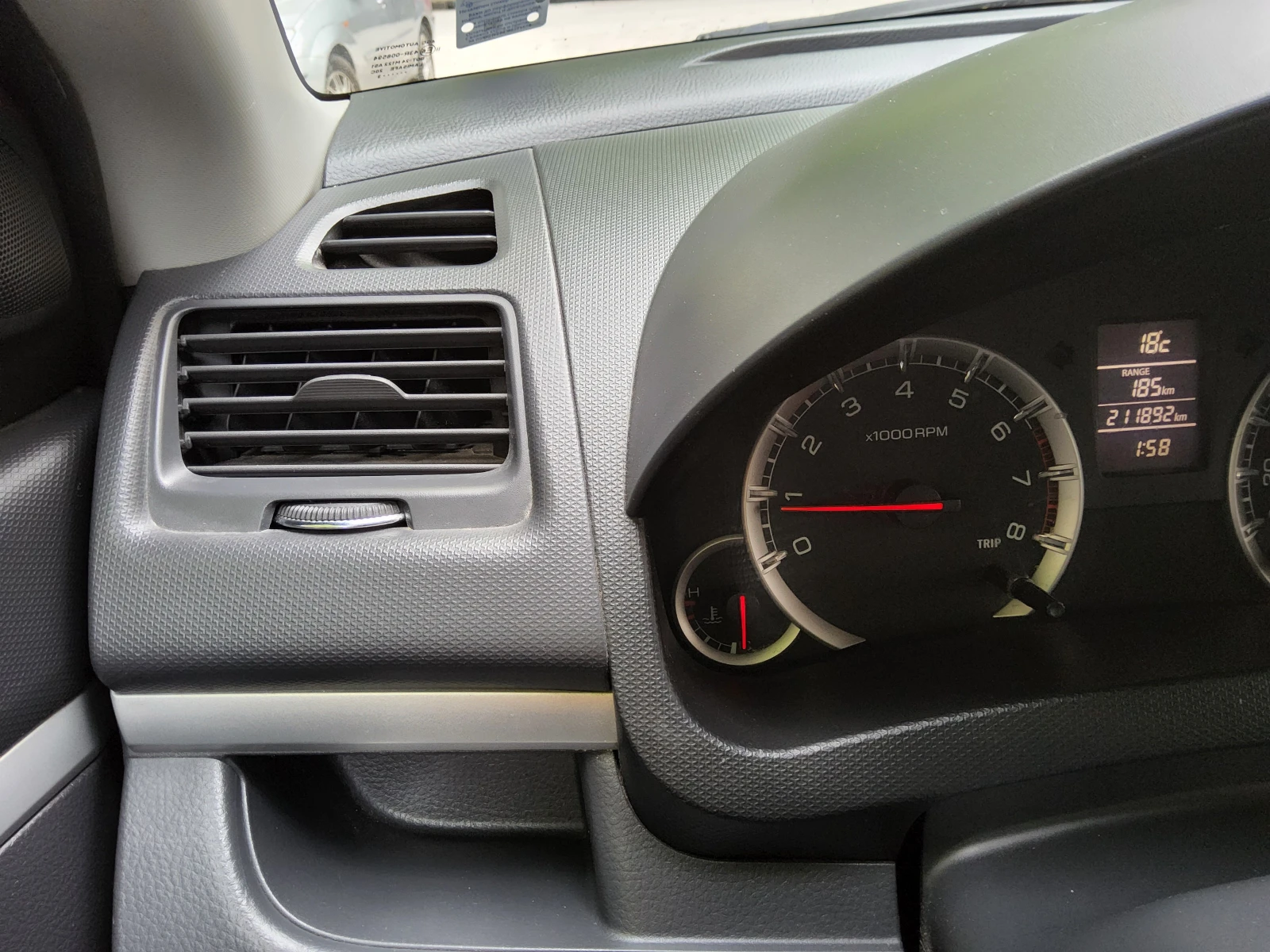 Suzuki Swift, снимка 8 - Автомобили и джипове - 54267263