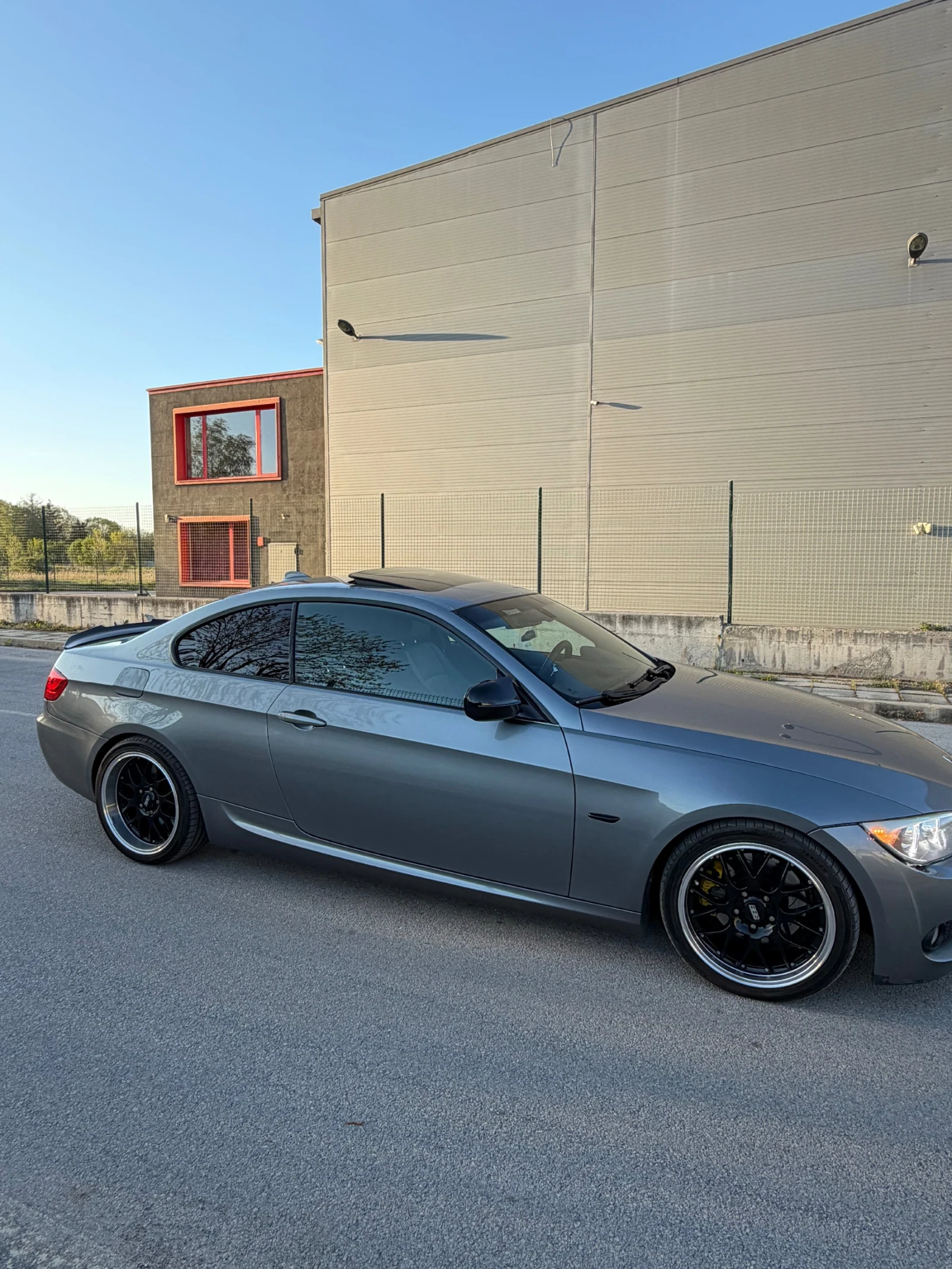 BMW 325 M57/SAT/2009-FACE!, снимка 4 - Автомобили и джипове - 54358400