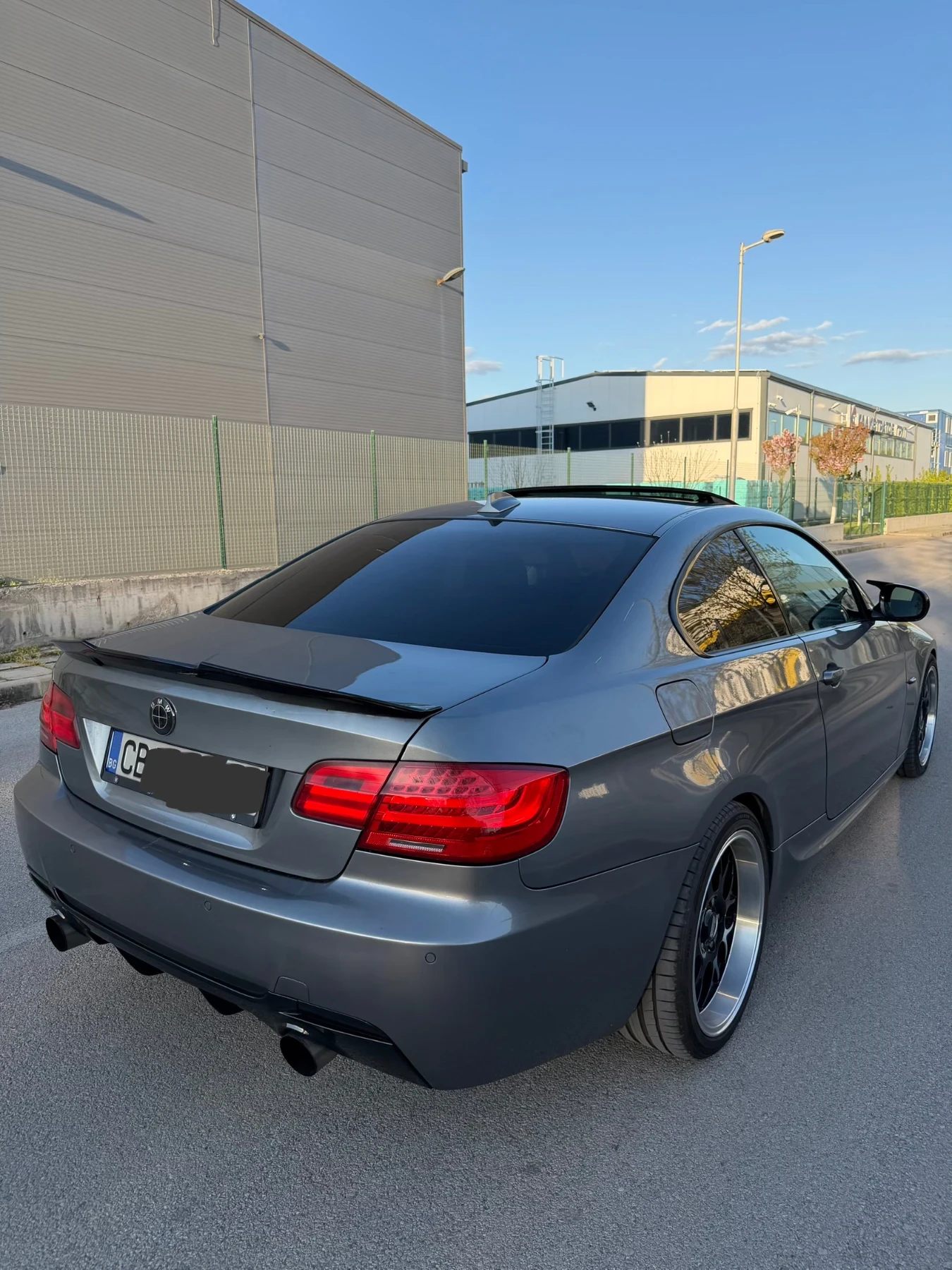 BMW 325 M57/SAT/2009-FACE!, снимка 5 - Автомобили и джипове - 54358400