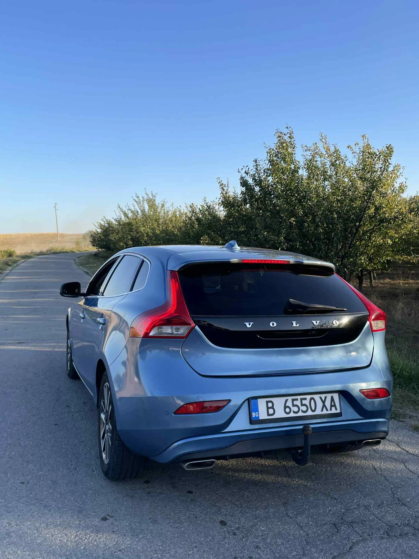 Volvo V40 D2, снимка 6 - Автомобили и джипове - 54391842